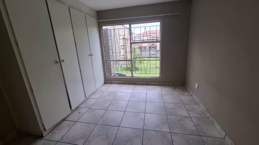 3 Bedroom Property for Sale in Safari Gardens North West